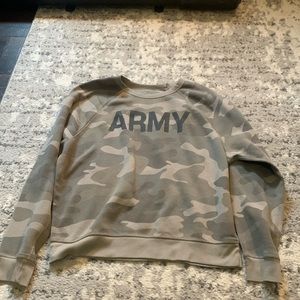 🔥Like new Army sweatshirt